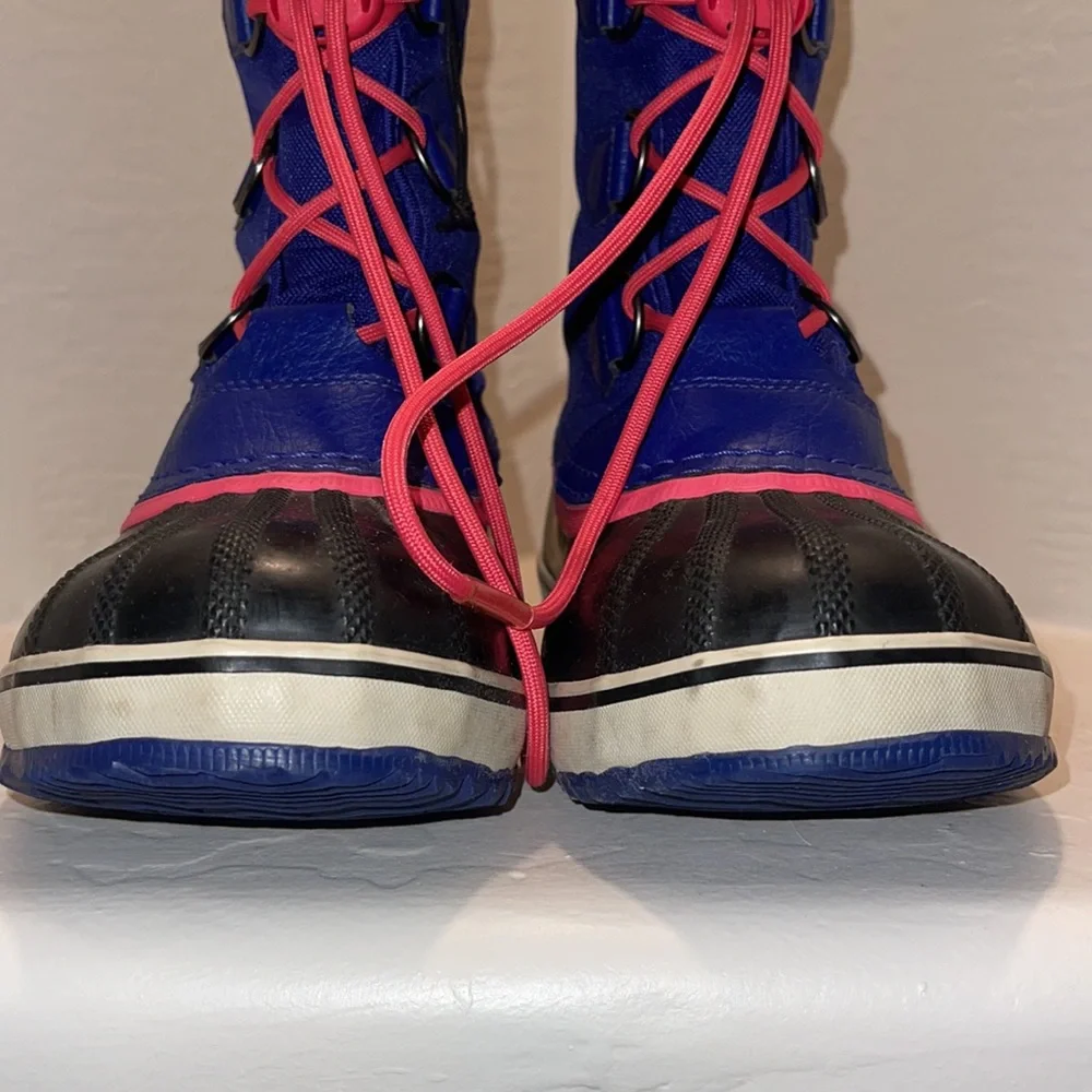 SOREL Purple, Pink, Black and white Waterproof Snow Rain Wintet Boots Size 4